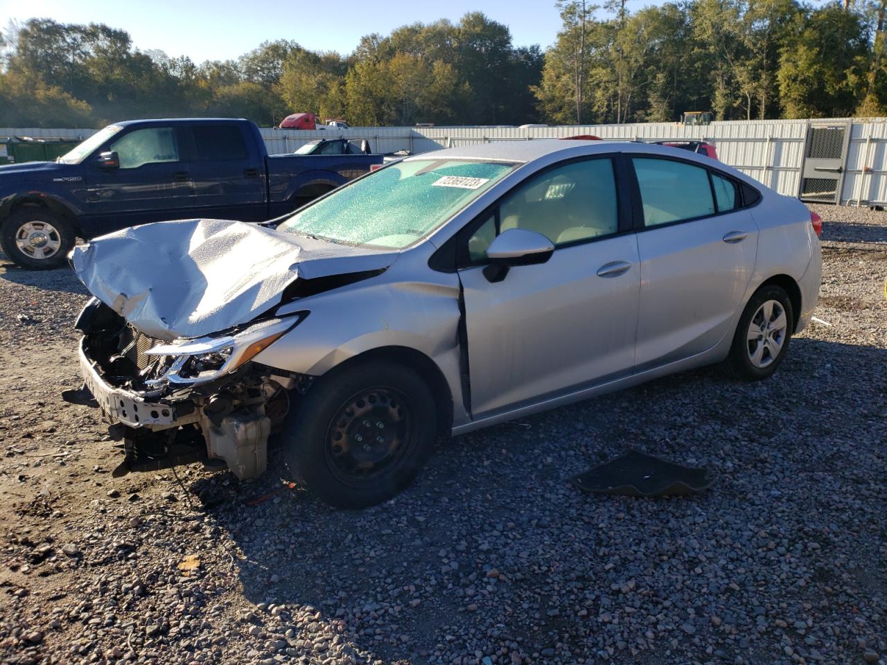 Chevrolet Cruze ls (2017)