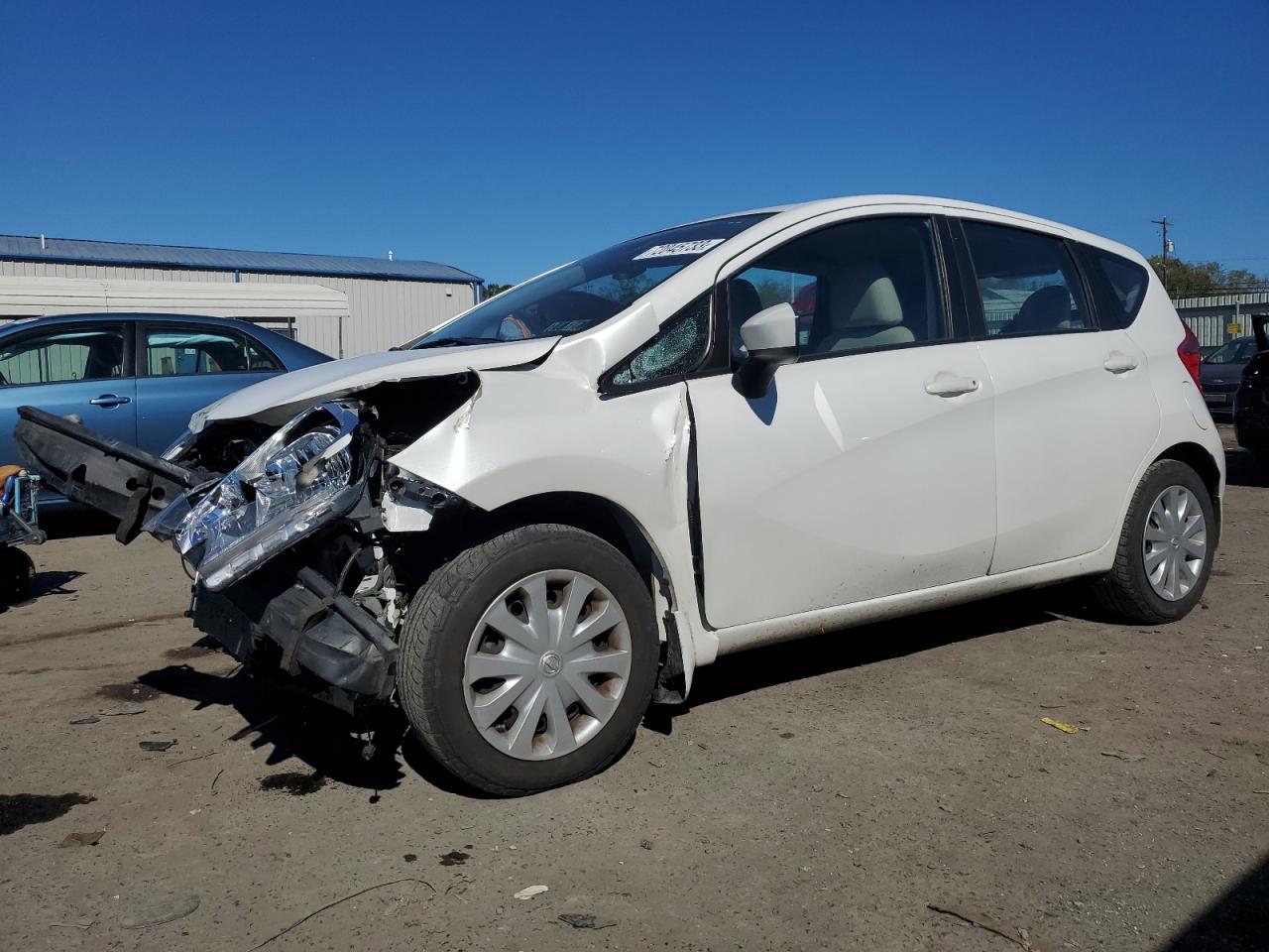 Nissan Versa note (2015)