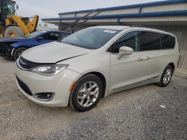 Chrysler Pacifica (2017)