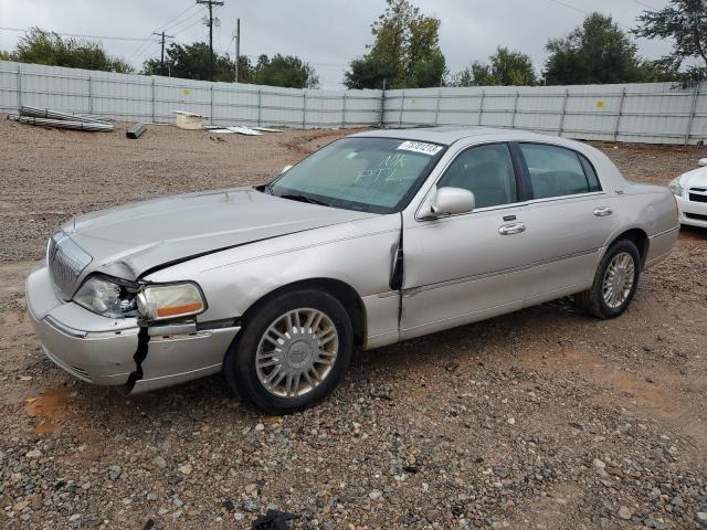 Lincoln Towncar (2006)