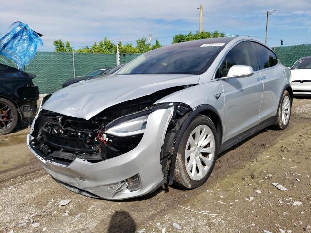 Tesla Model x (2018)