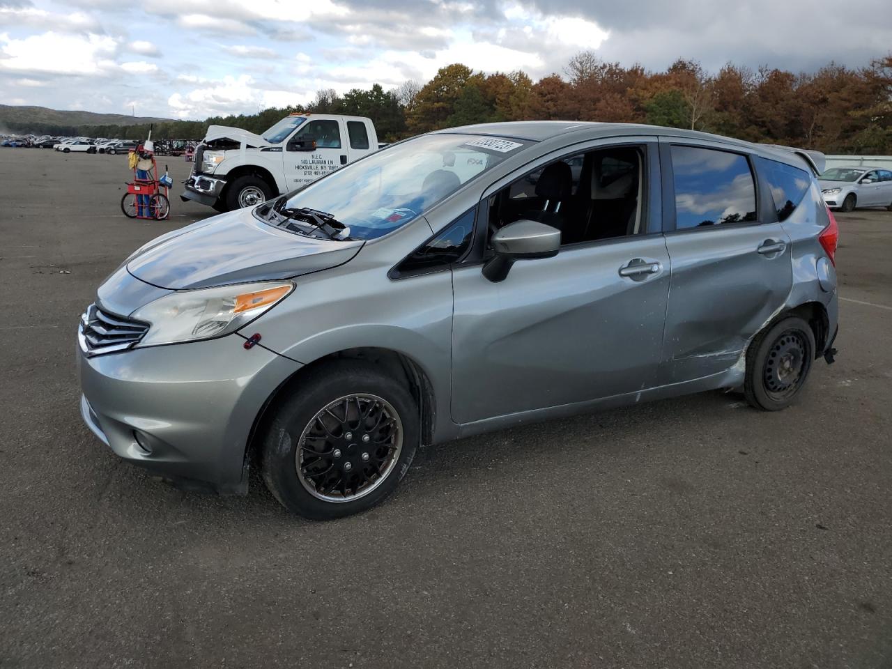 Nissan Versa note (2015)
