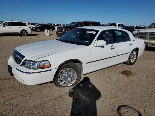 Lincoln Towncar (2010)