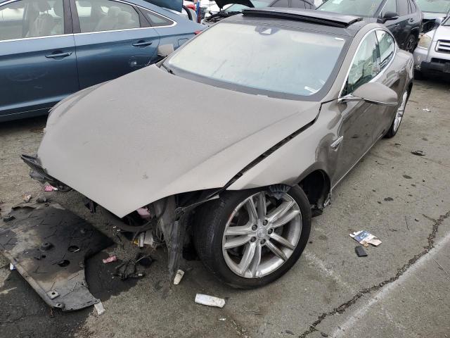 Tesla Model s (2015)