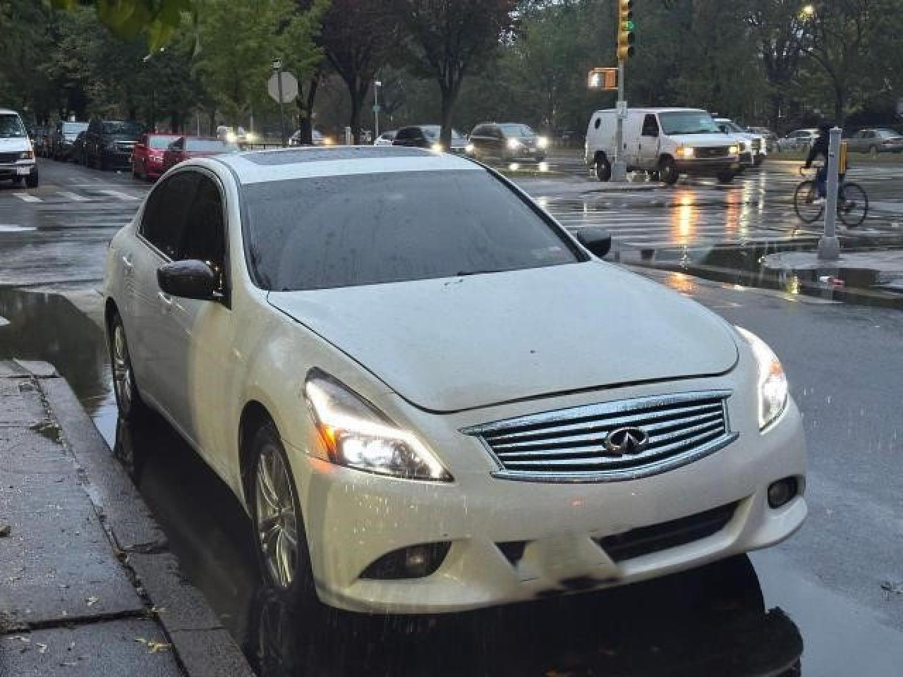 Infiniti Q40 (2015)