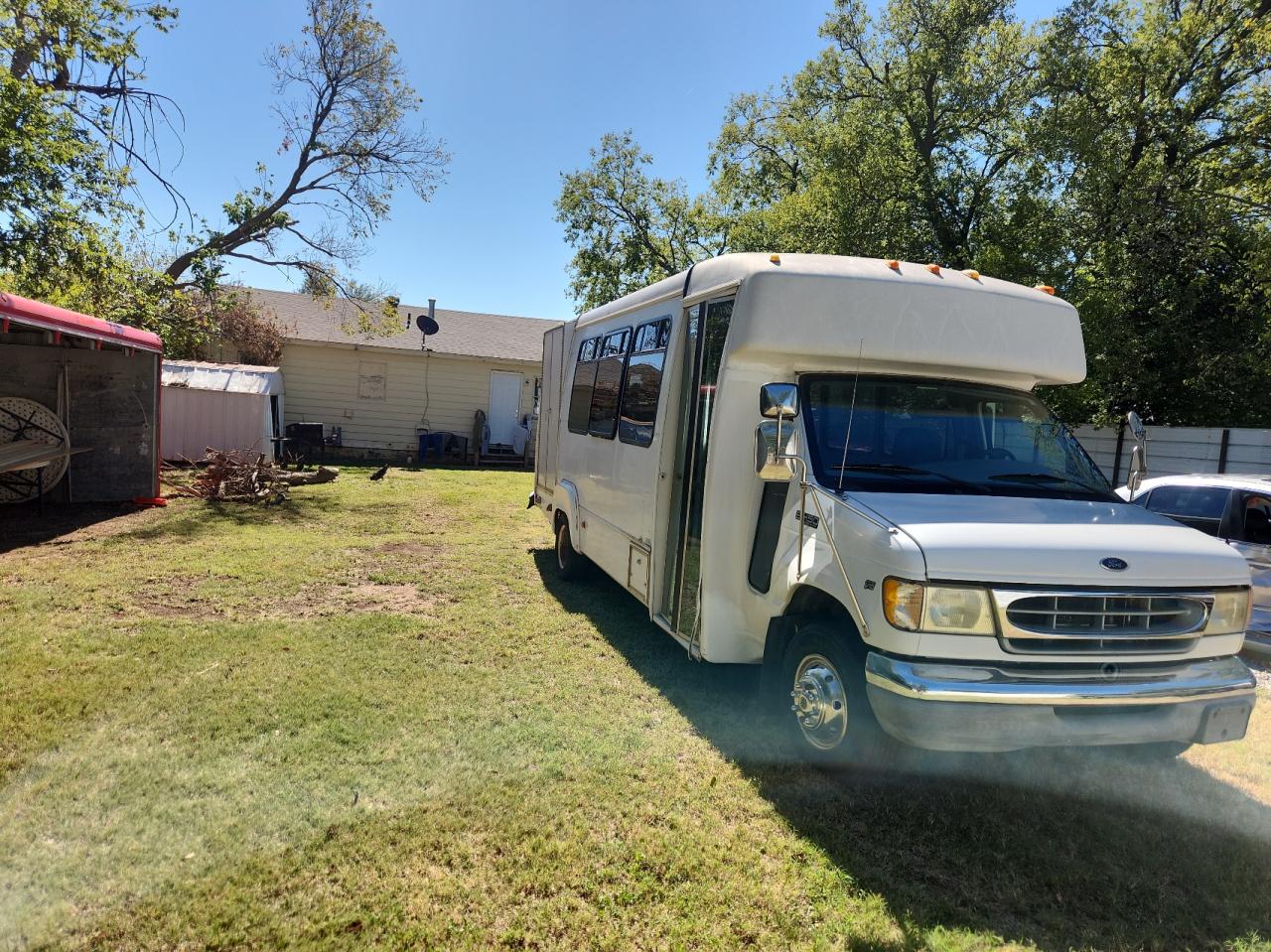 Ford Econoline (2001)