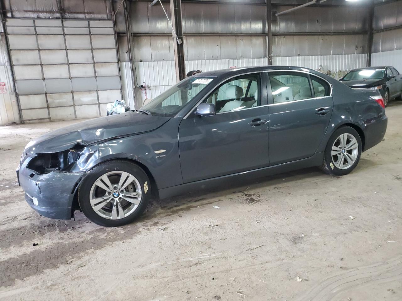 Bmw 528 xi (2009)
