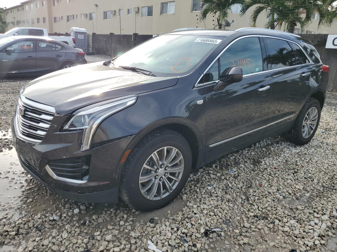 Cadillac Xt5 luxury (2018)