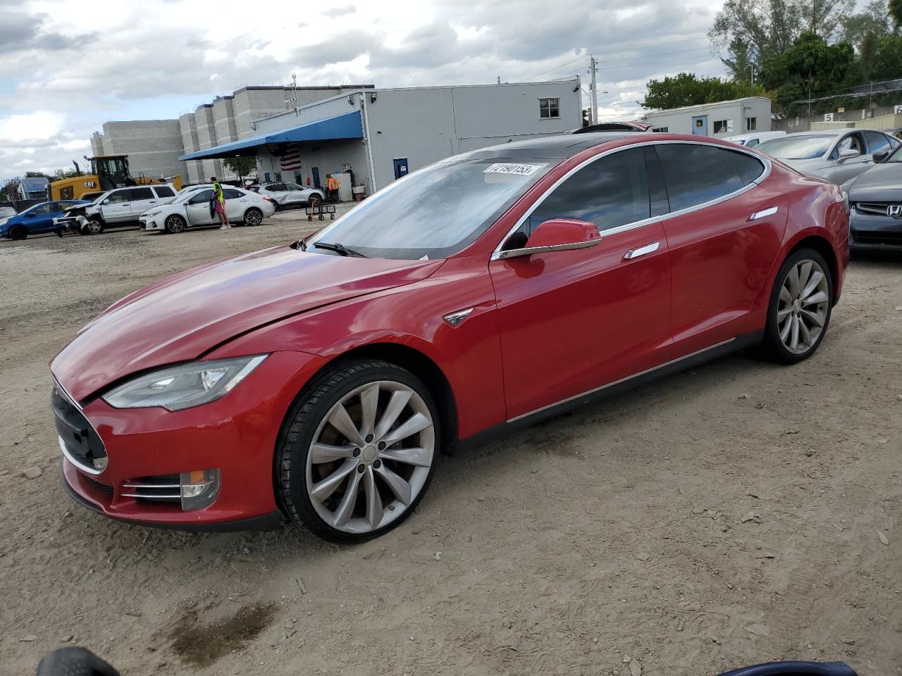 Tesla Model s (2013)