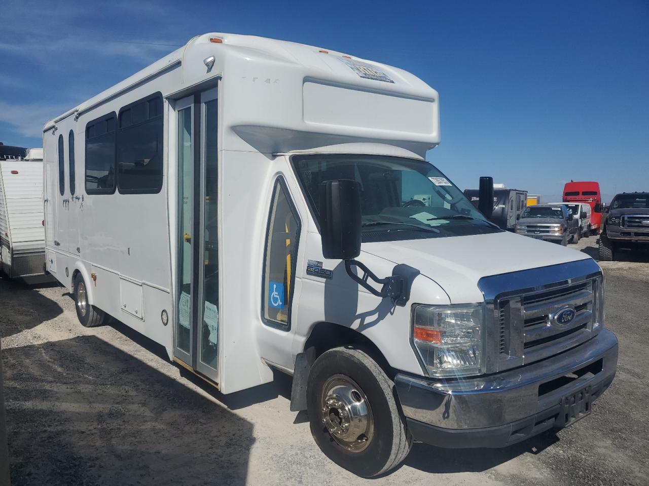 Ford Econoline (2015)