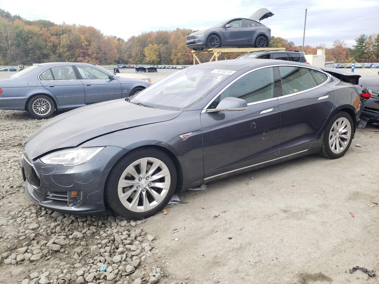 Tesla Model s (2016)