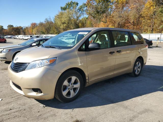 Toyota Sienna (2012)