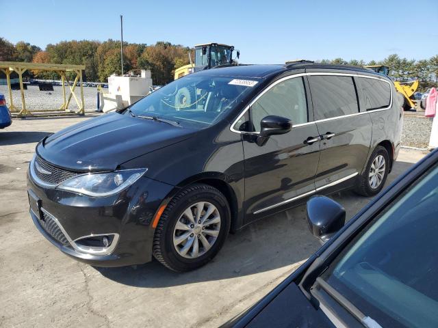 Chrysler Pacifica (2017)