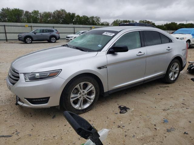 Ford Taurus (2016)