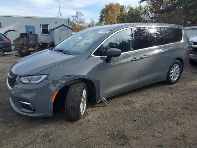 Chrysler Pacifica (2023)