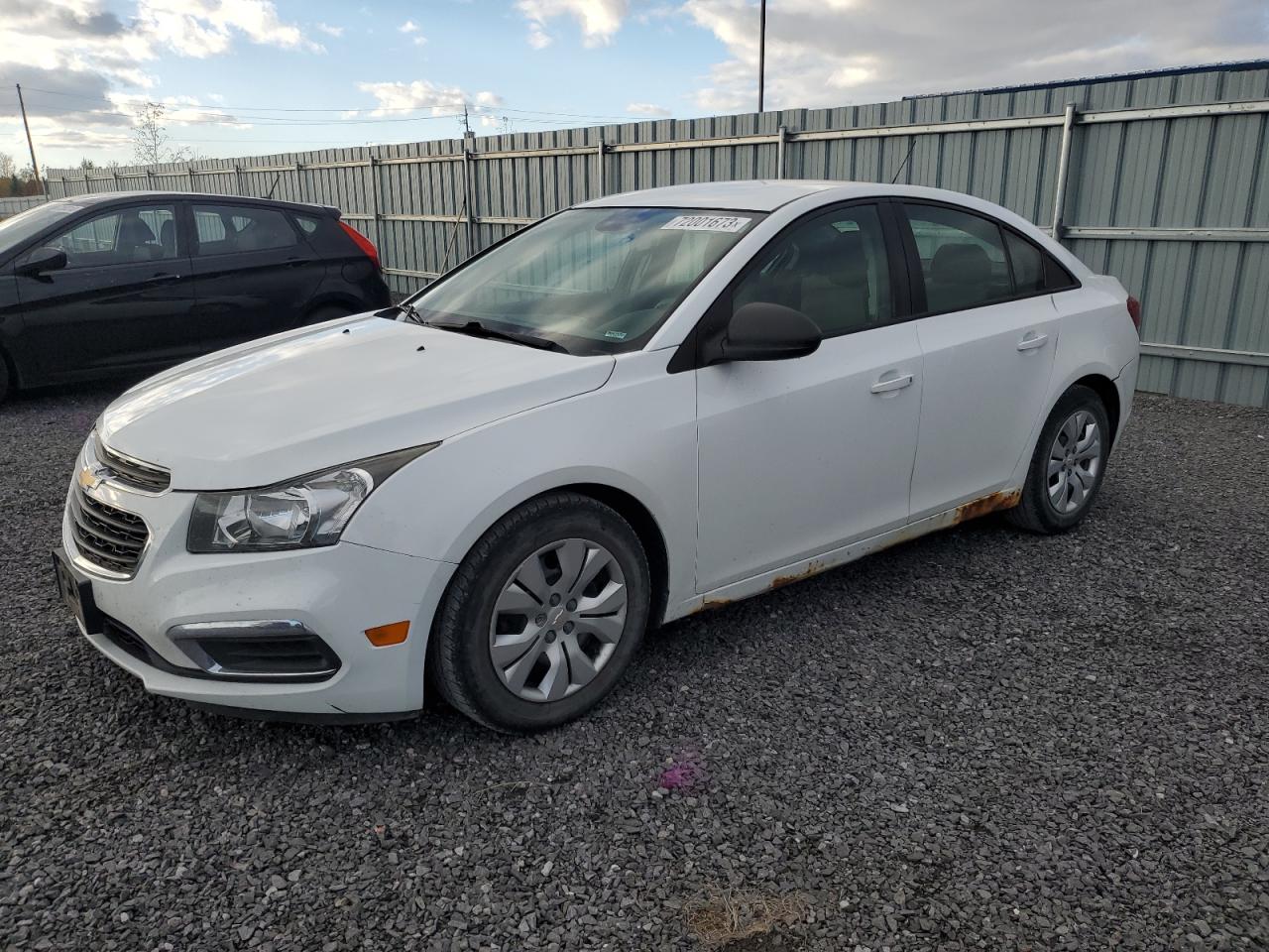 Chevrolet Cruze ls (2015)