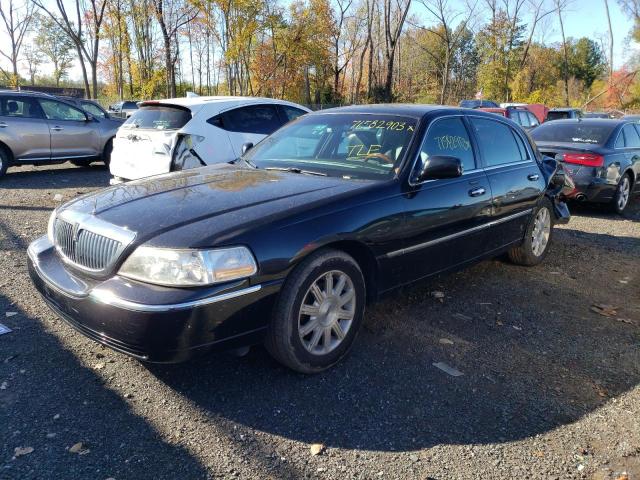 Lincoln Towncar (2011)