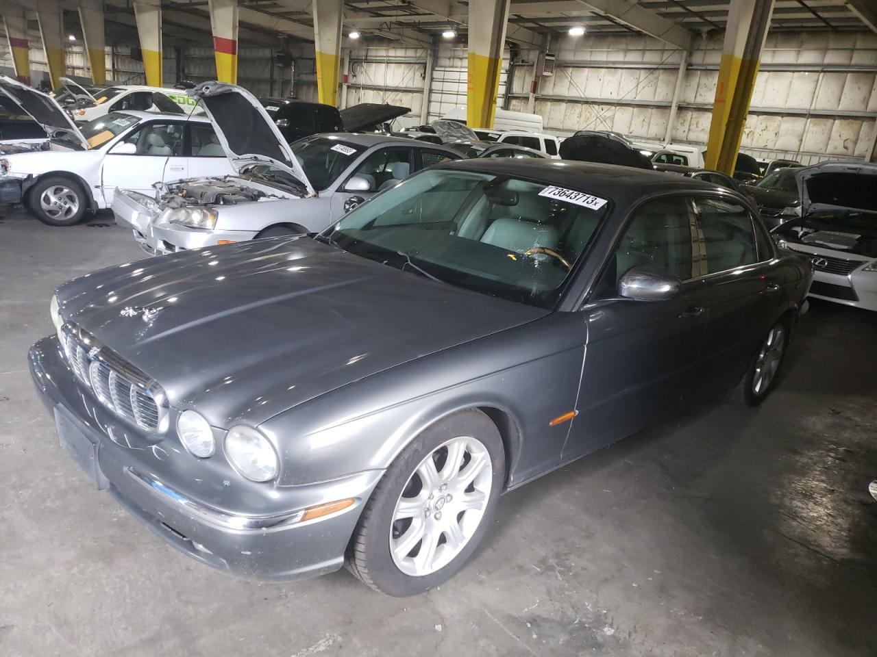 Jaguar Xj (2005)