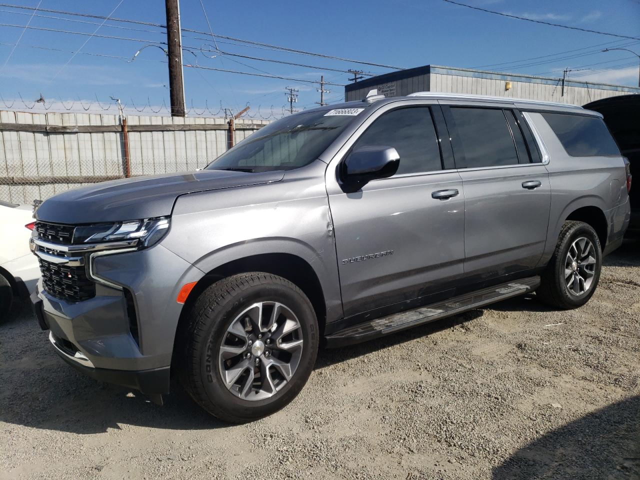 Chevrolet Suburban (2021)