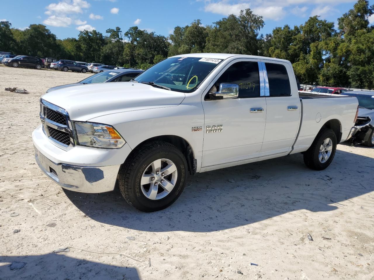 Ram 1500 slt (2015)