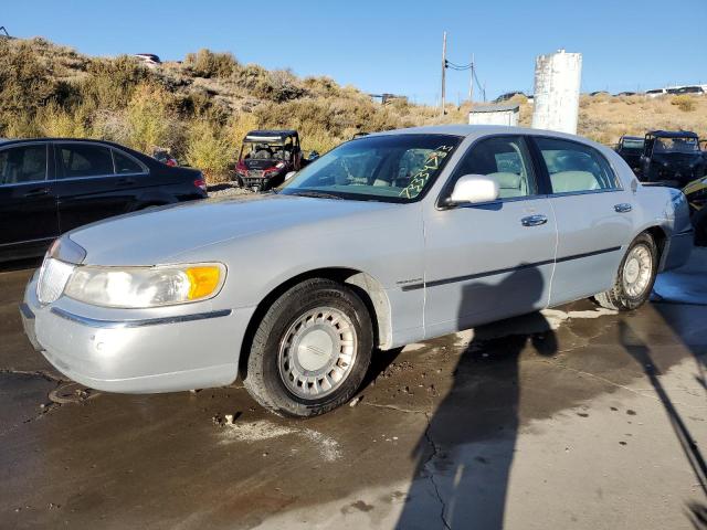 Lincoln Towncar (2000)