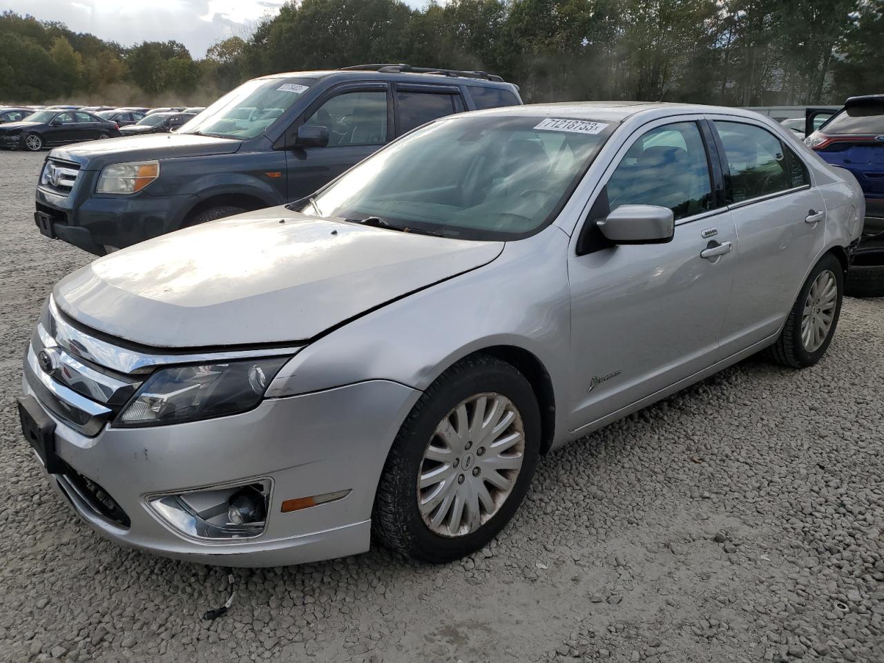Ford Fusion hyb (2012)