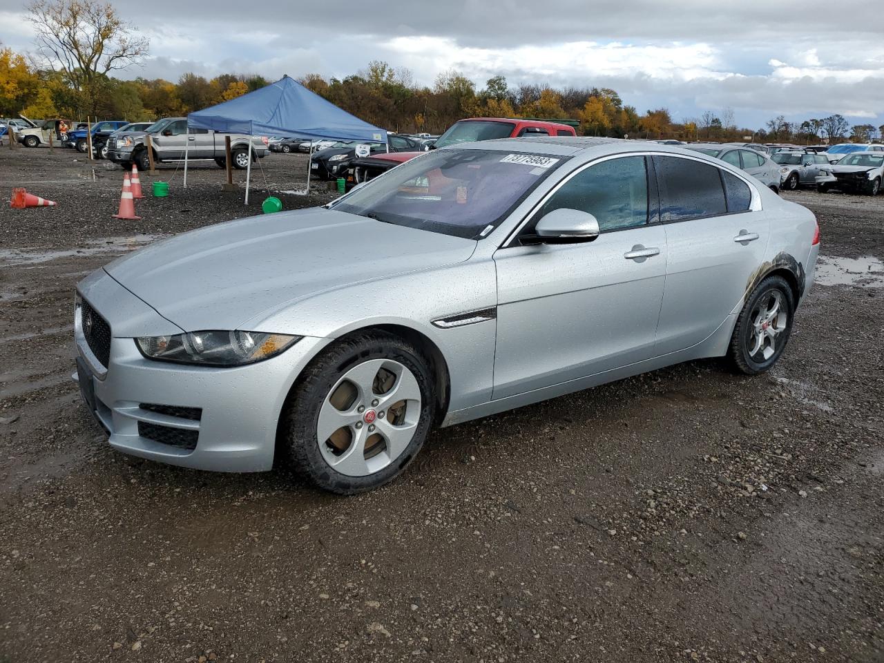Jaguar Xe (2017)