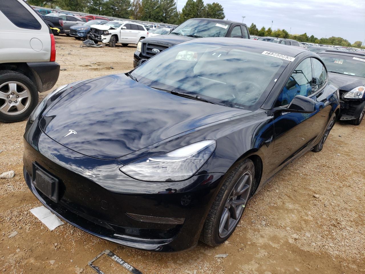 Tesla Model 3 (2023)