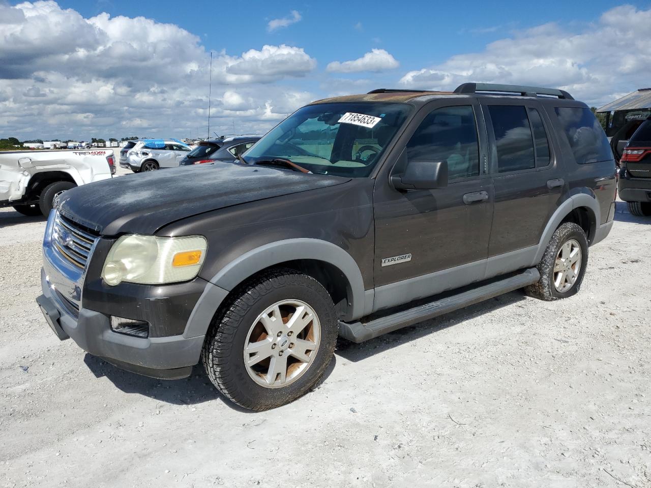 Ford Explorer (2006)