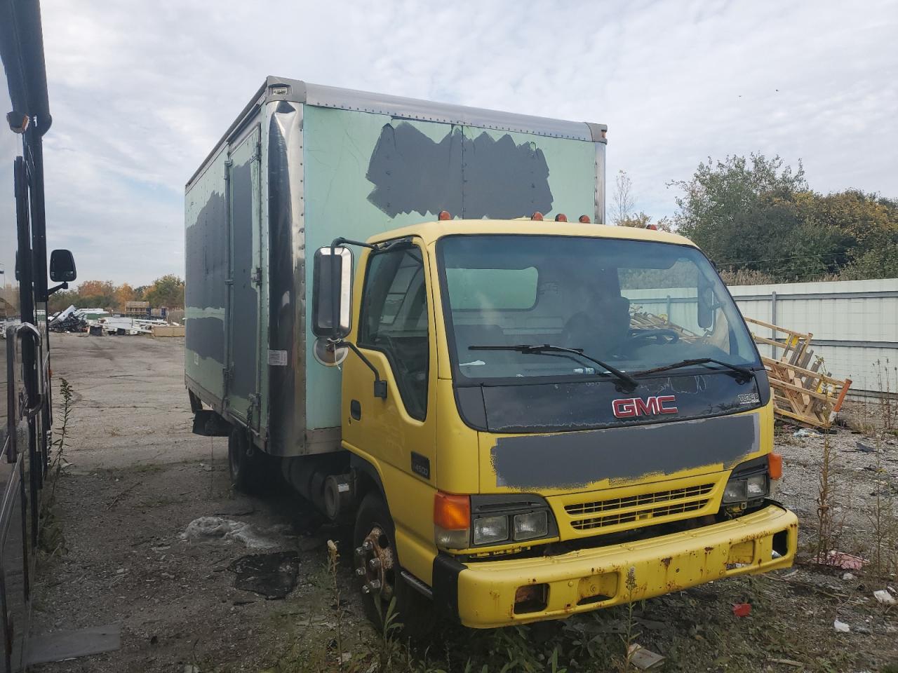 Isuzu Npr (2000)