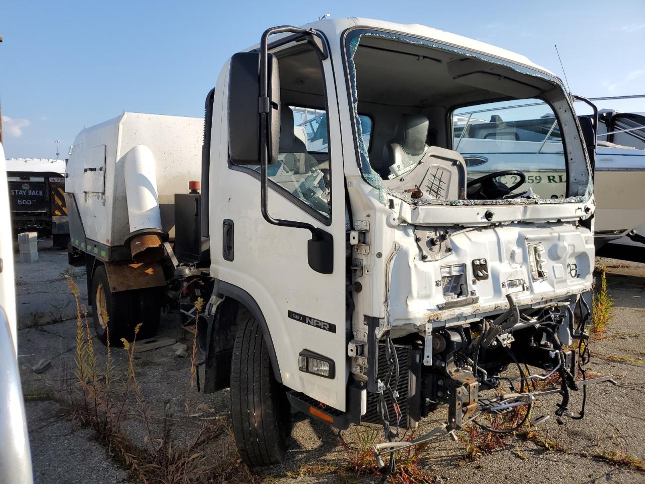 Isuzu Npr (2016)
