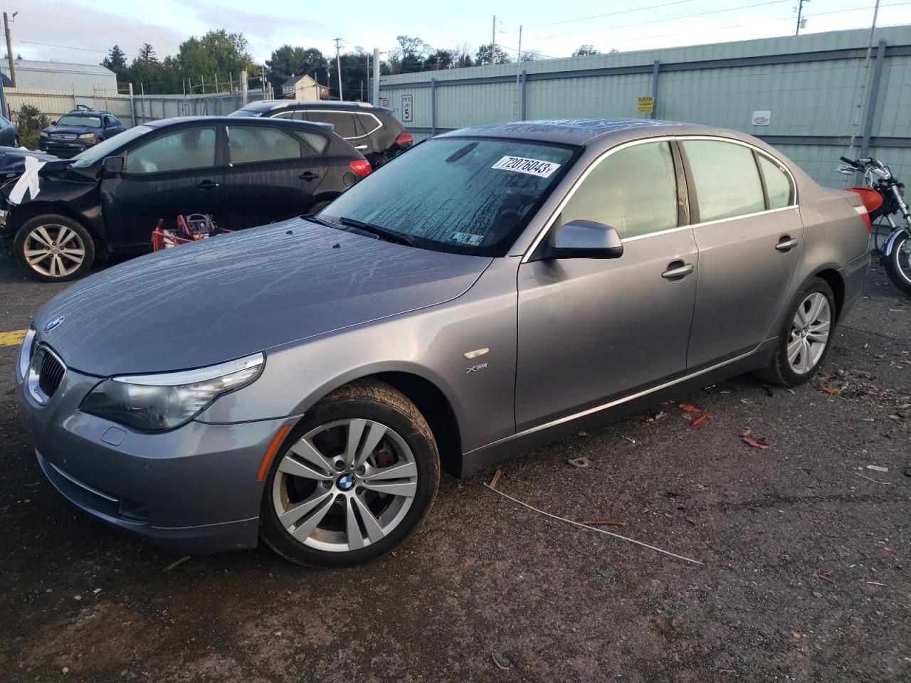 Bmw 528 xi (2010)