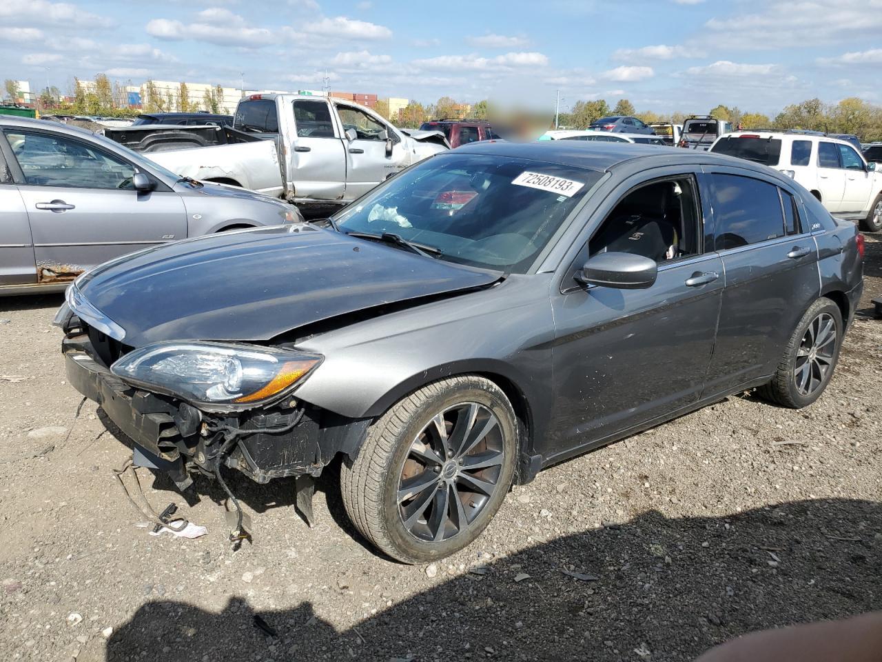 Chrysler 200 s (2012)