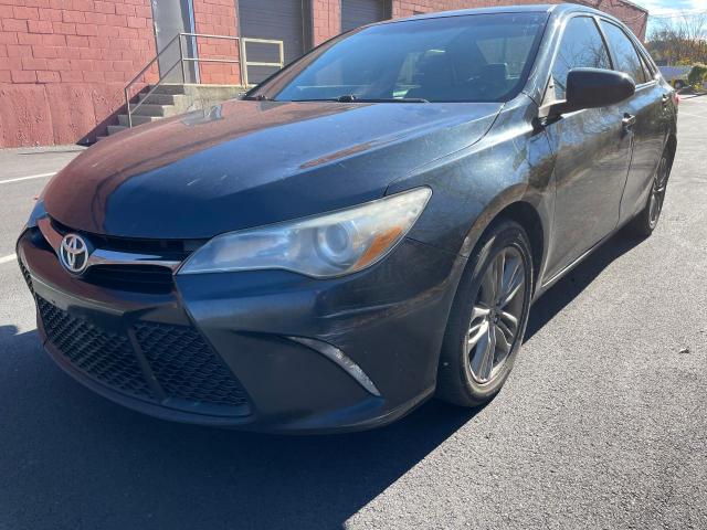 Toyota Camry (2016)