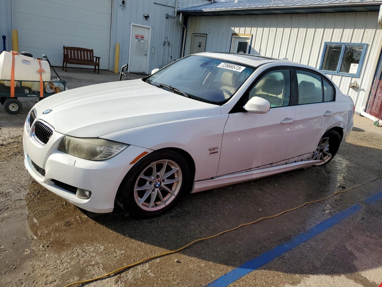 Bmw 328 xi (2010)