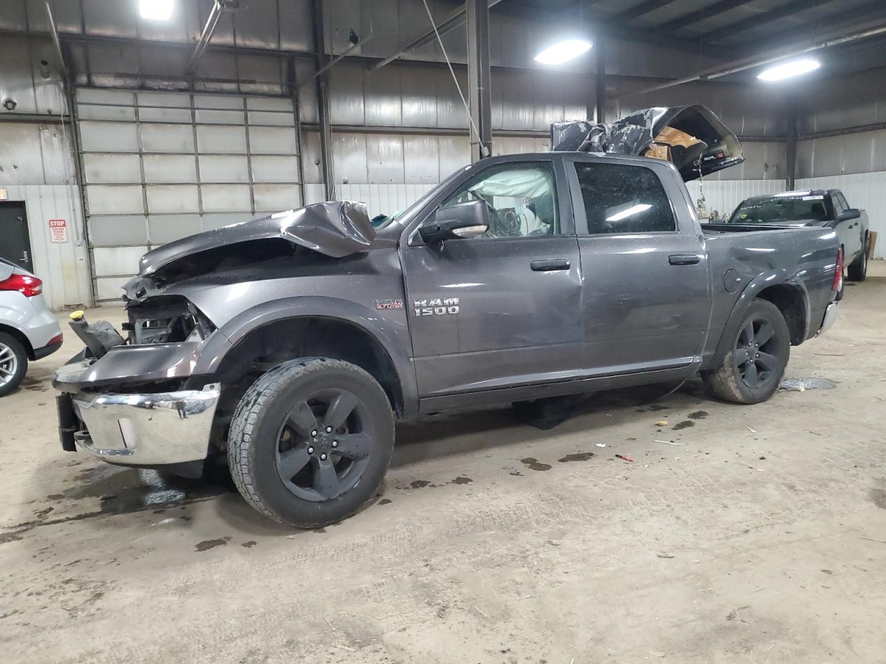 Ram 1500 slt (2014)