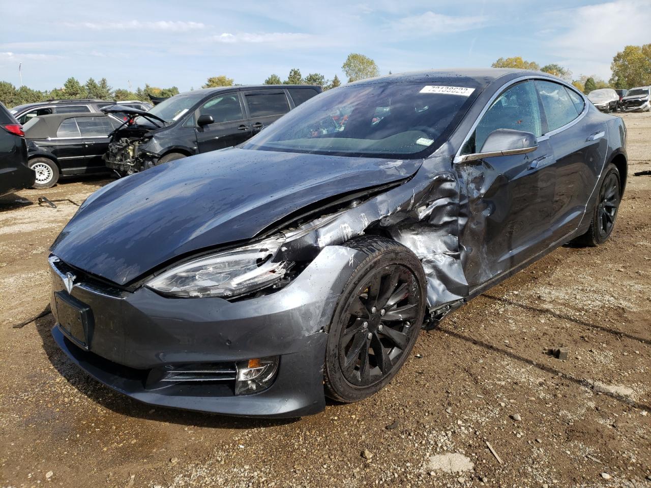 Tesla Model s (2018)