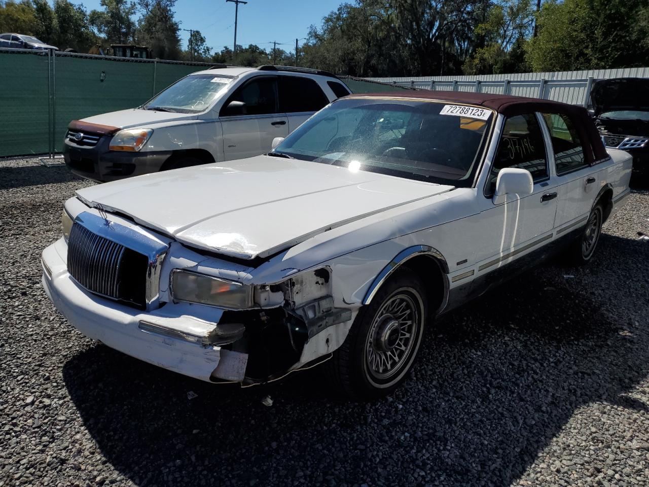 Lincoln Town car e (1995)