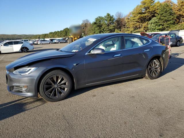 Tesla Model s (2019)
