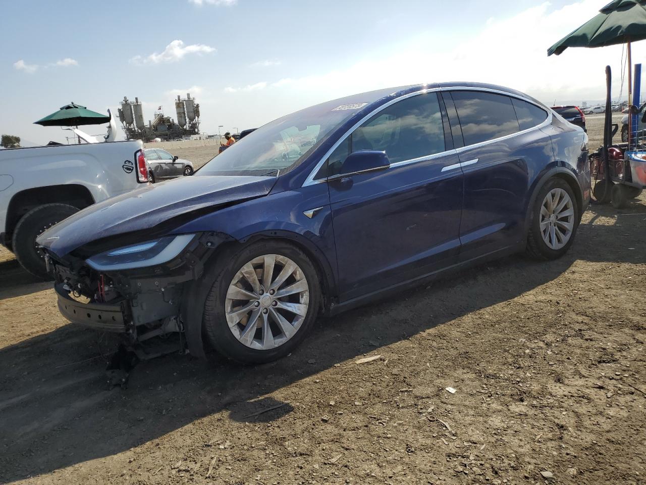 Tesla Model x (2016)