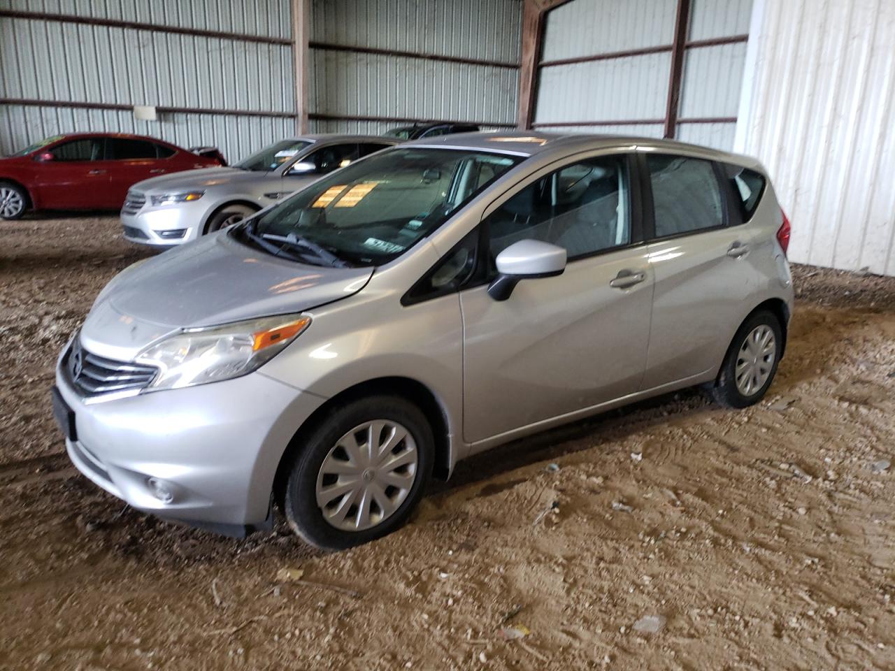 Nissan Versa note (2015)