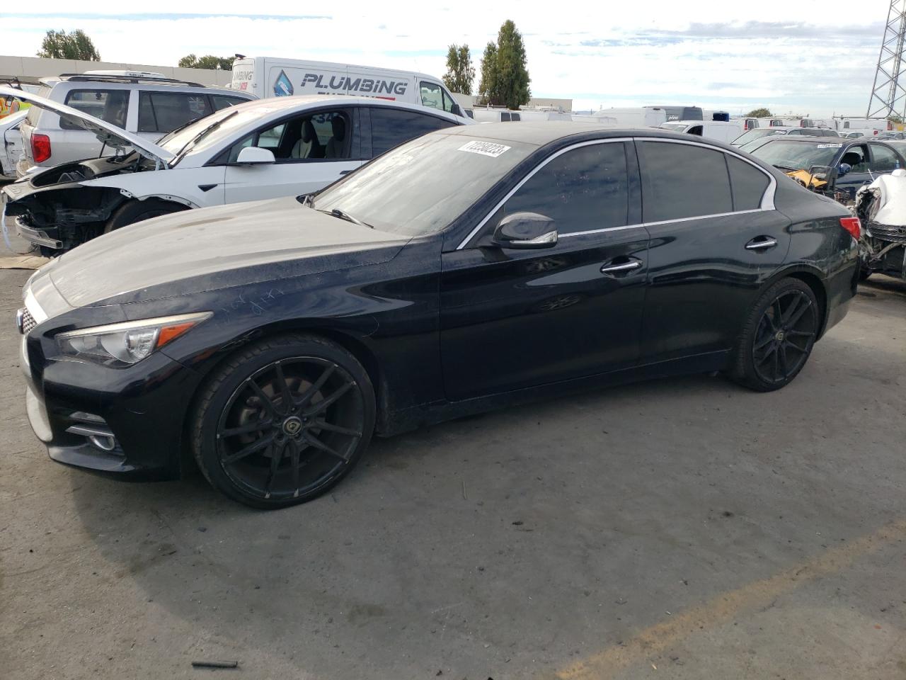Infiniti Q50 base (2016)