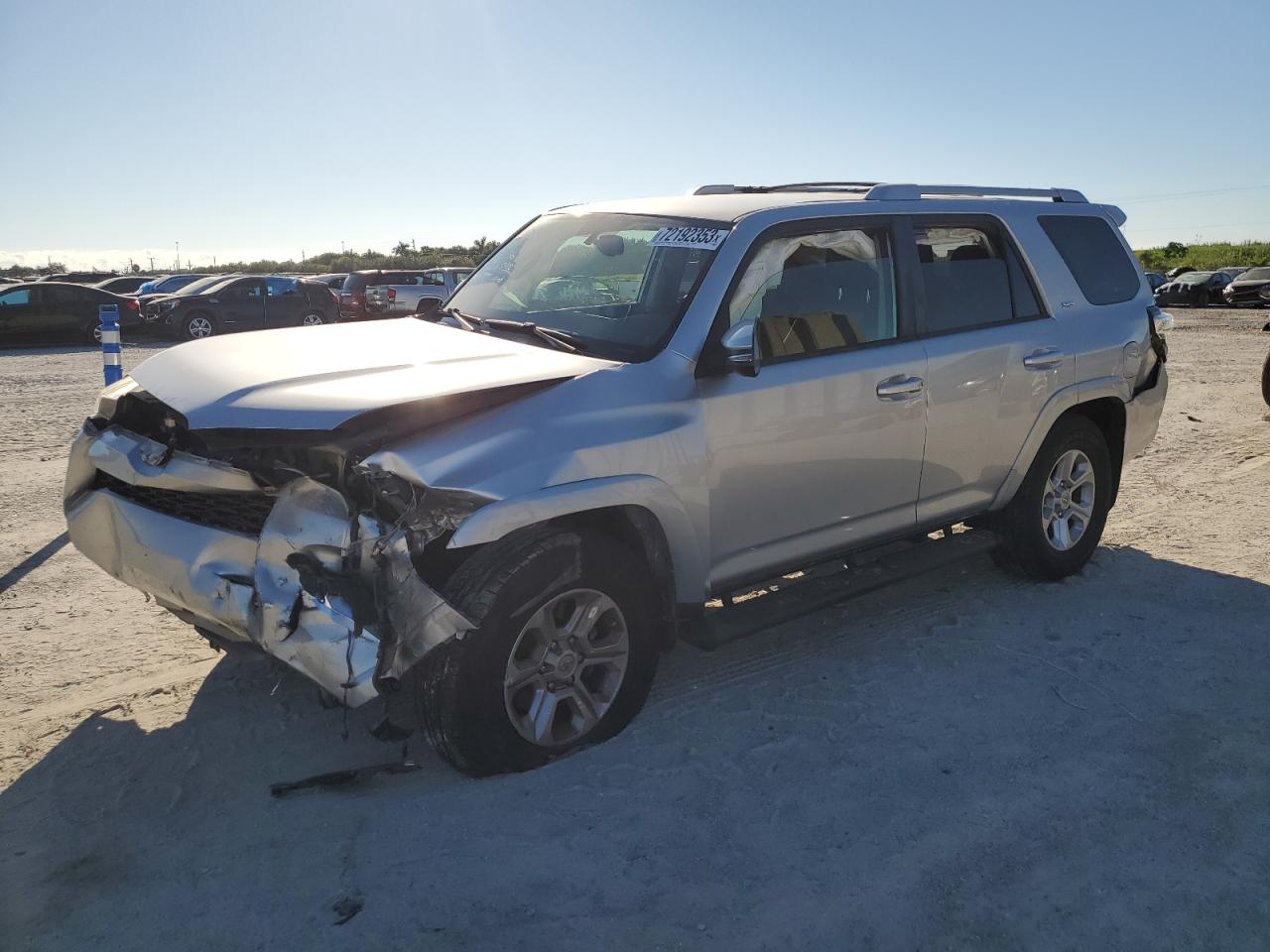 Toyota 4runner sr (2017)