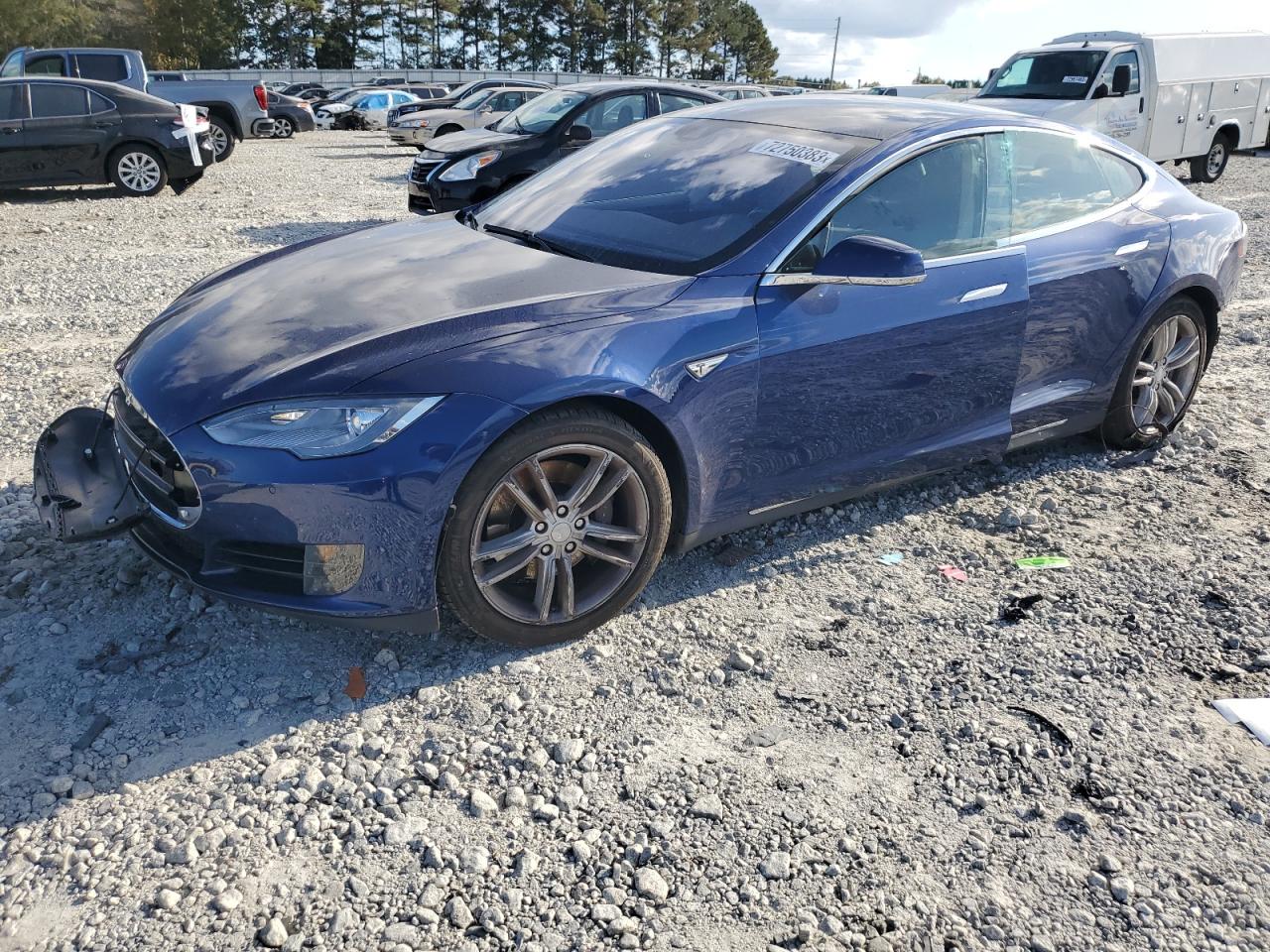 Tesla Model s (2015)