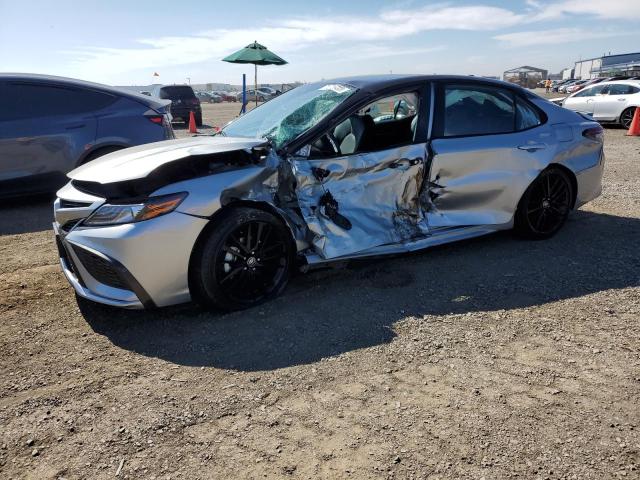 Toyota Camry (2022)
