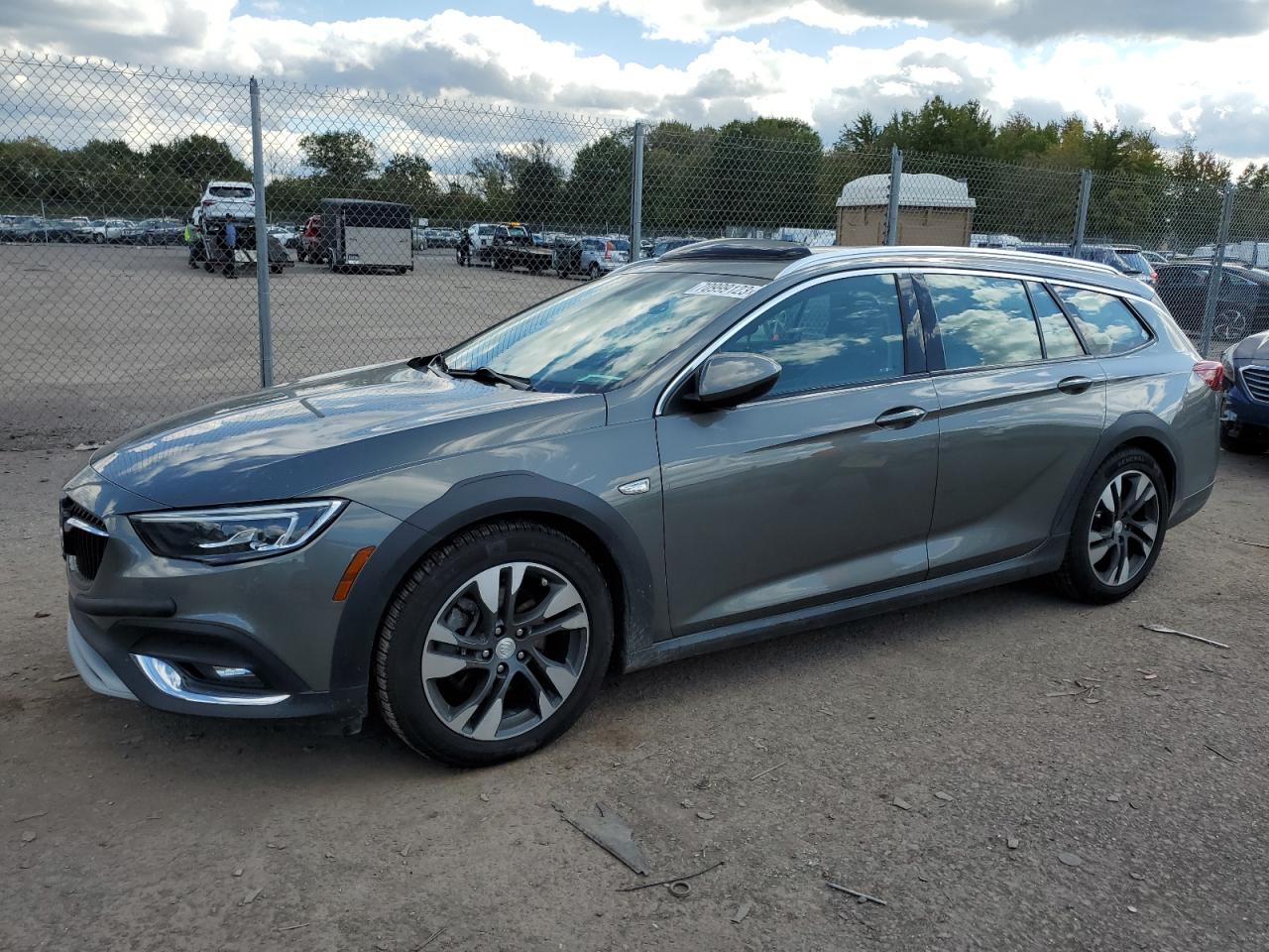 Buick Regal tour (2018)