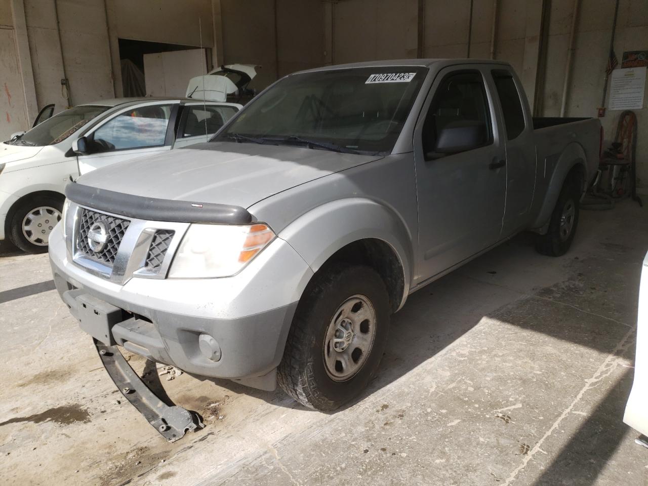Nissan Frontier s (2011)