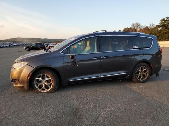 Chrysler Pacifica (2017)