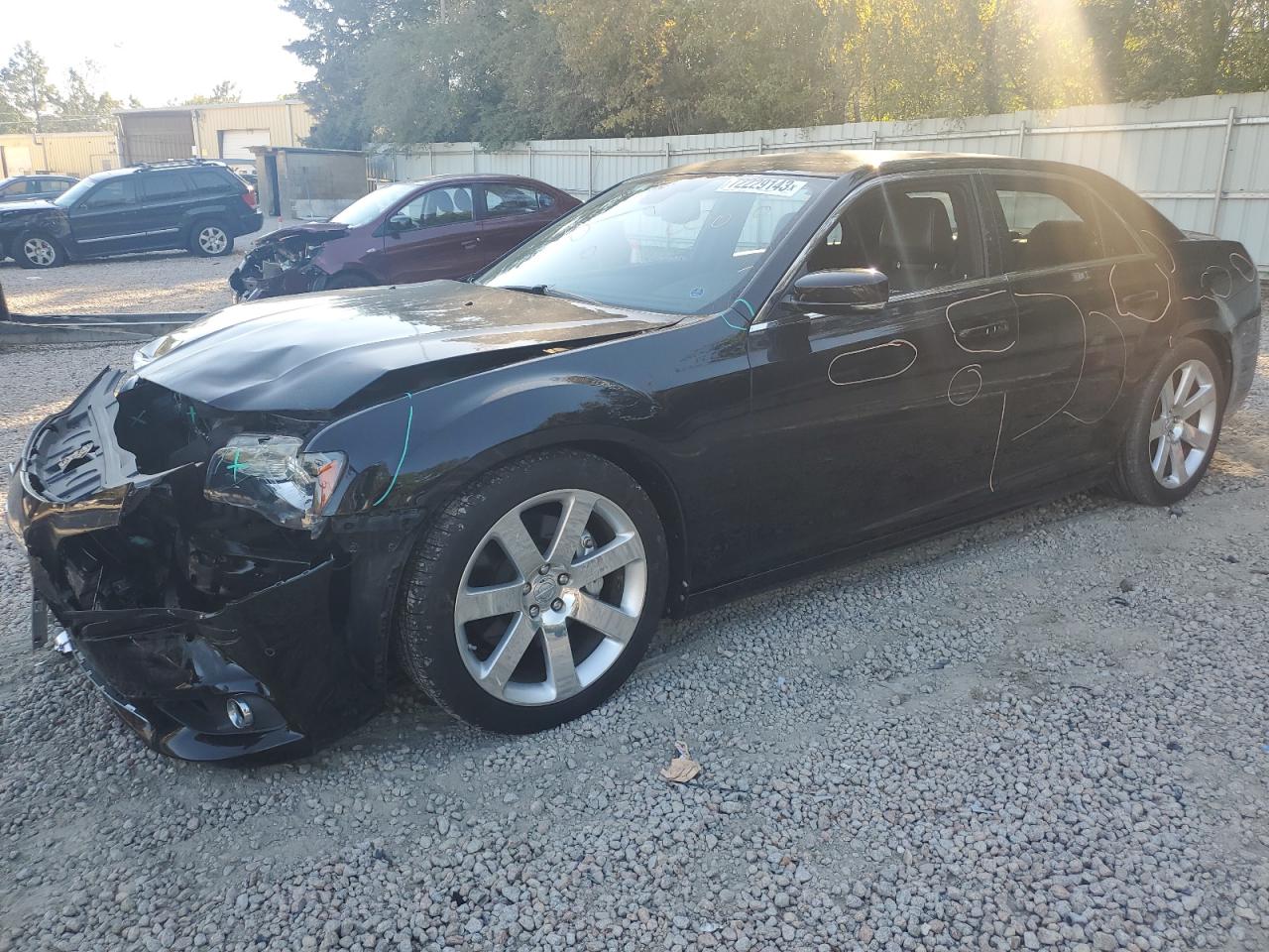 Chrysler 300 srt-8 (2012)