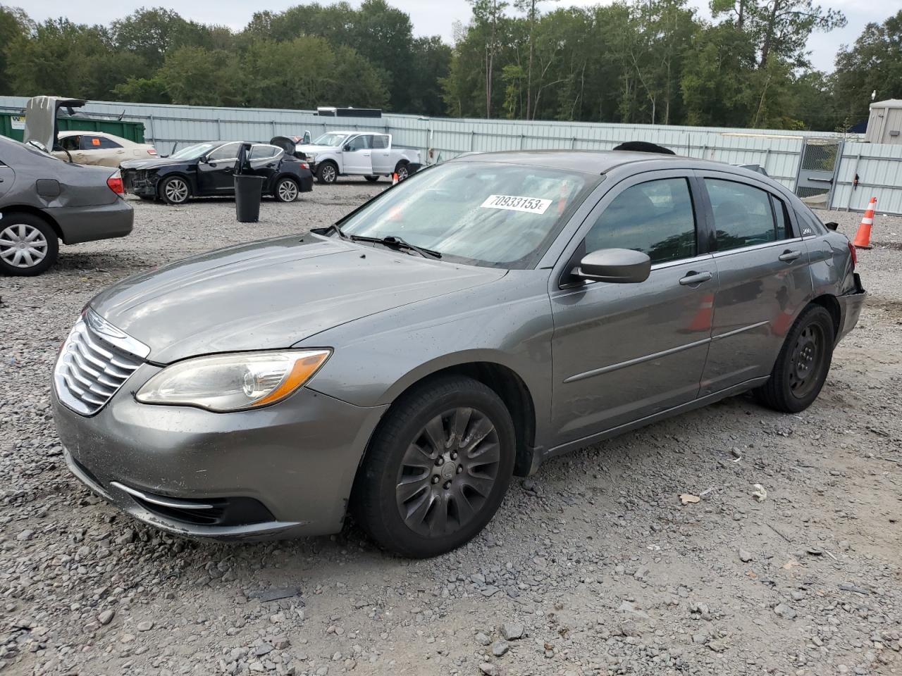 Chrysler 200 lx (2012)